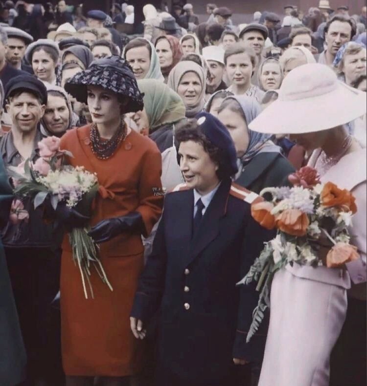 Диор в москве 1959 фото модели