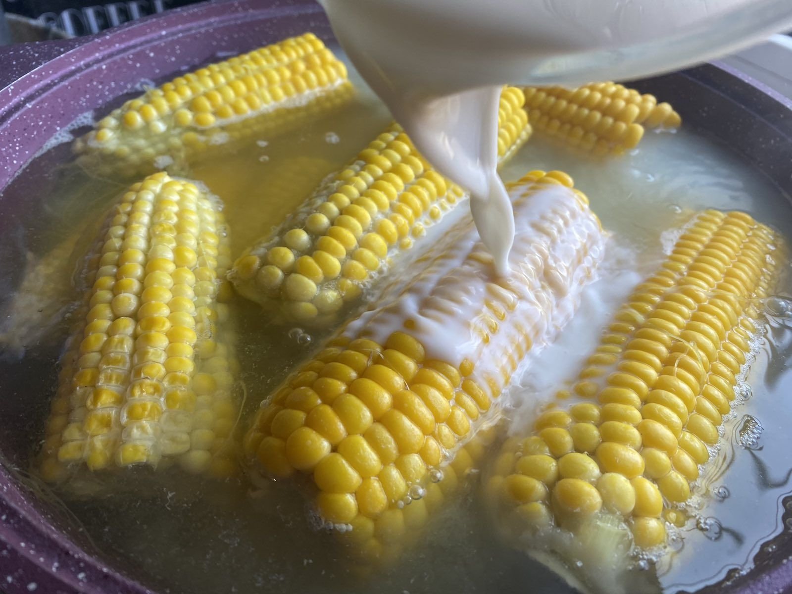 Вкусная кукуруза вареная