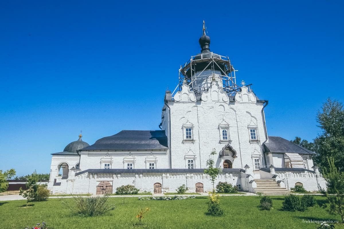 Памятник иуде в свияжске фото