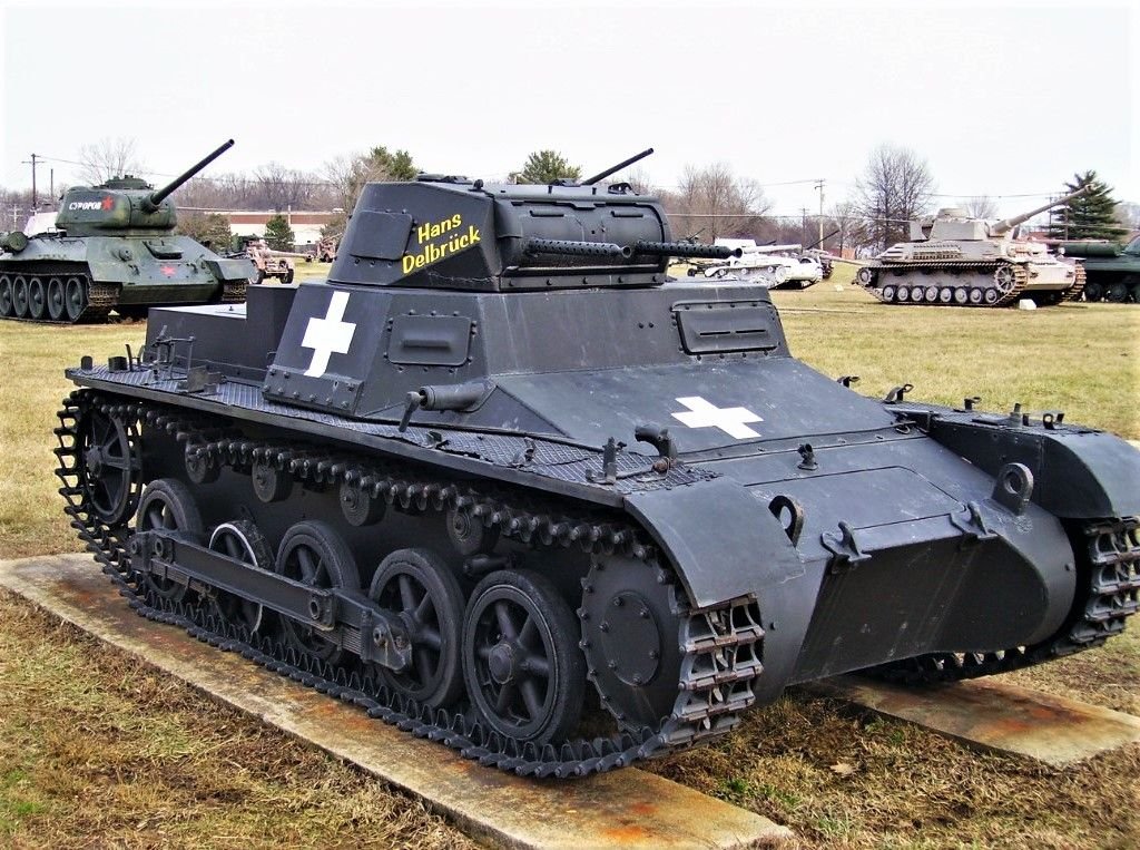 Немецкий танк там