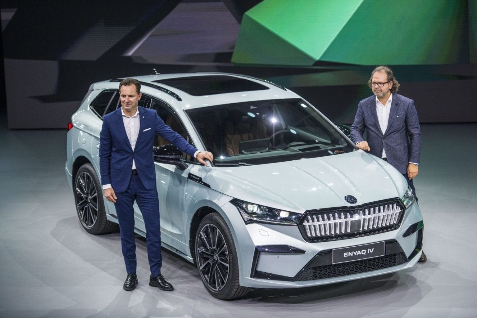 Skoda enyaq фото