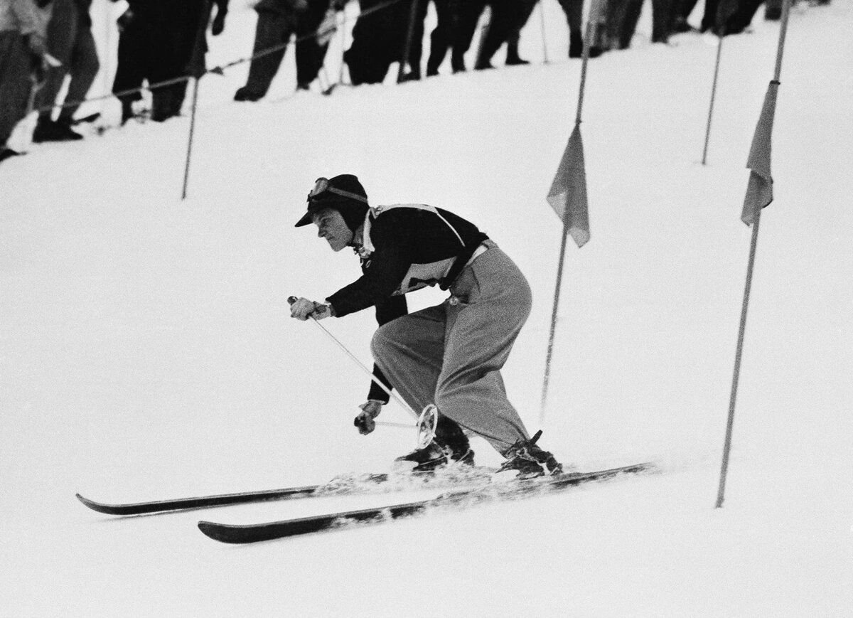 Игра лыжные соревнования. Олимпийские игры 1924 лыжи. Санкт Мориц 1948. Зимние Олимпийские игры в 1948 Швейцария.
