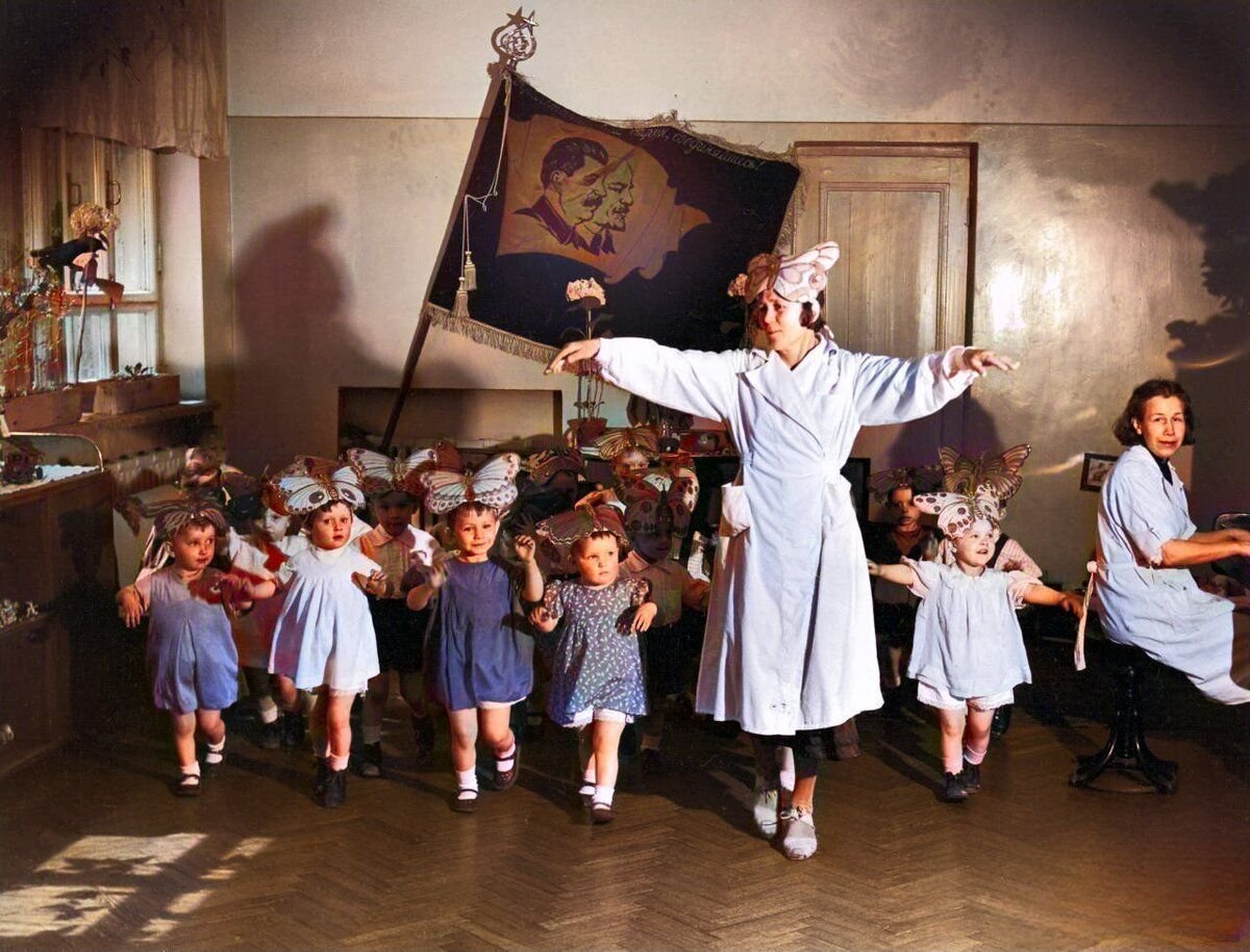 Как жили дети в 1930 годы. Детский сад СССР 20е.