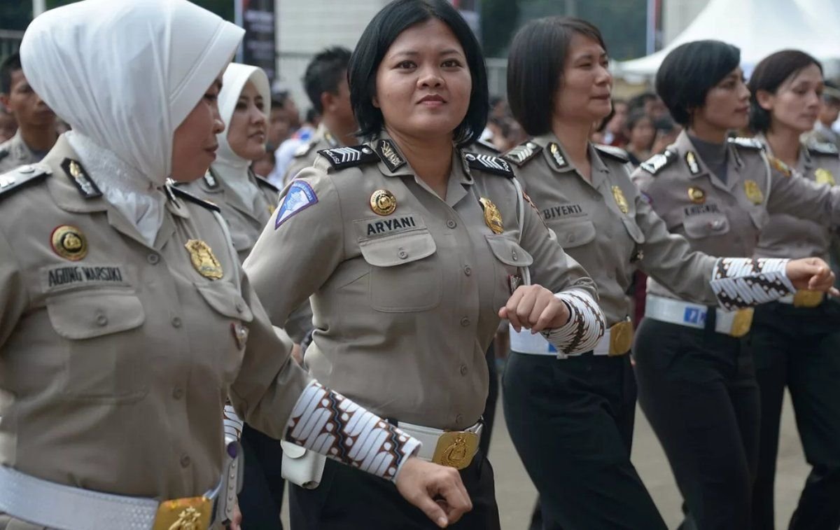 полиция индонезии