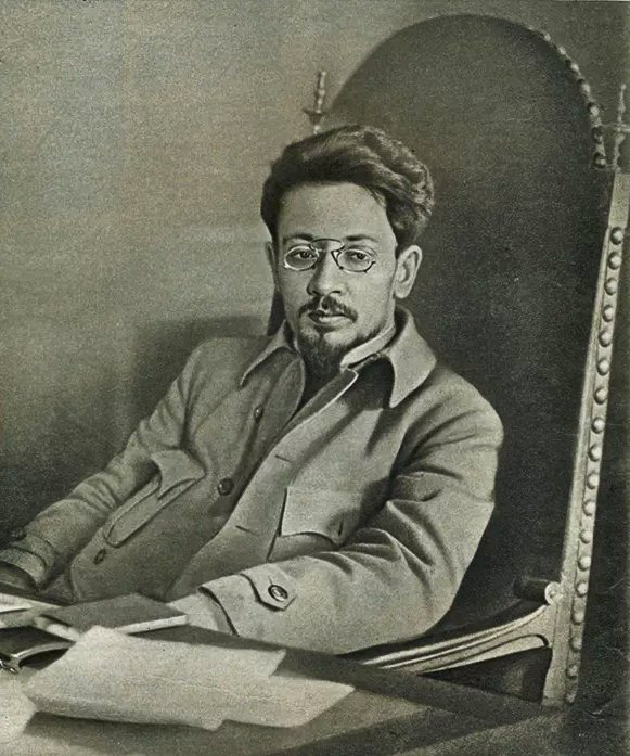 Свердлов как называется сейчас. Яков михайлович свердлов. Свердлов сын якова свердлова. Свердлов янкель мираимович. Свердлов революционер.