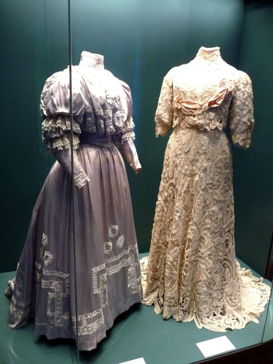 подвенечное платье александры федоровны романовой эрмитаж. бальные платья императрицы александры федоровны. коронационное платье александры федоровны николая 2. платья александры федоровны. коронационное платье марии федоровны 1881.