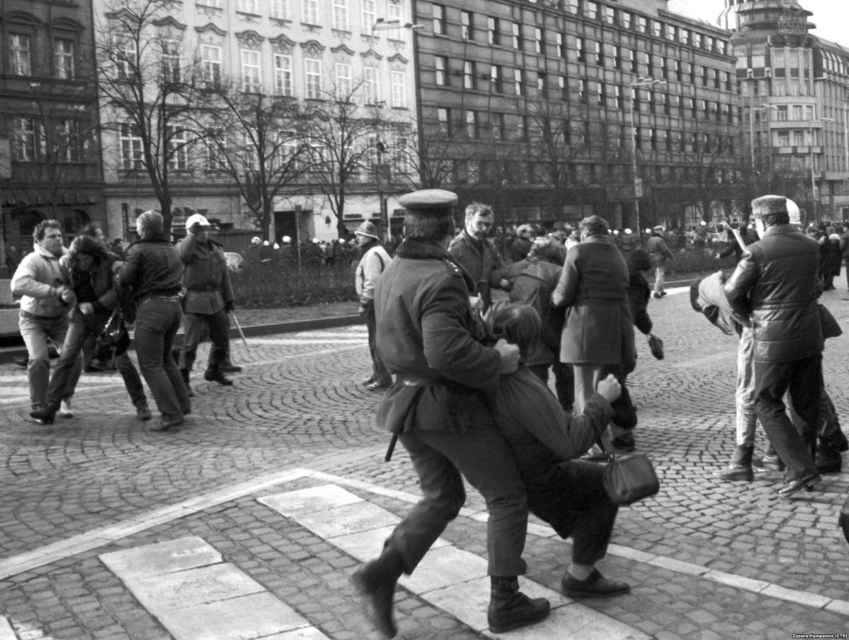 бархатная революция в польше