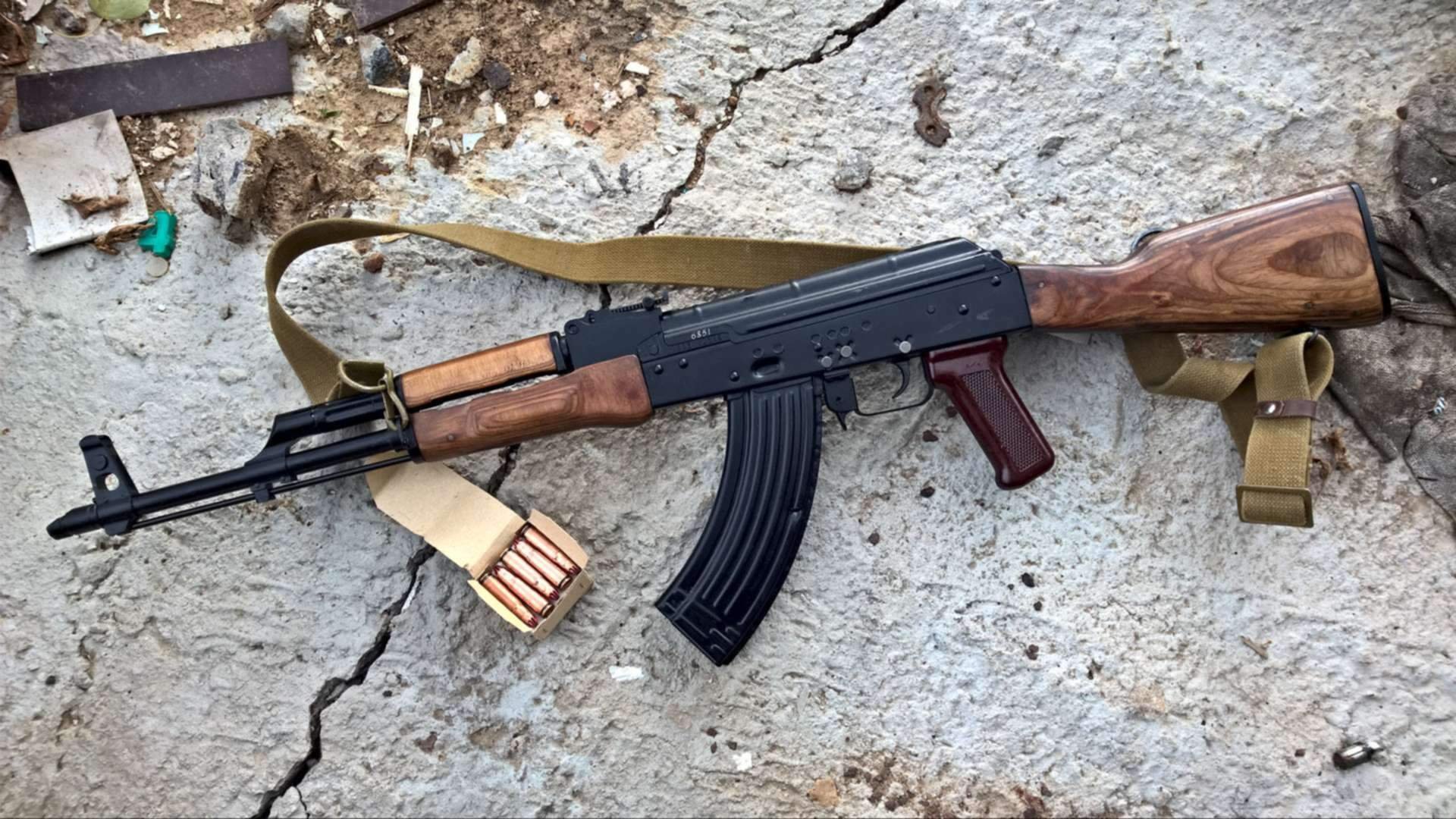 Акм. Автомат АКМ 7.62. АК 47 АКМС. Автоматы АКМ 7.62 боевой. АКМ автомат и АК 47.