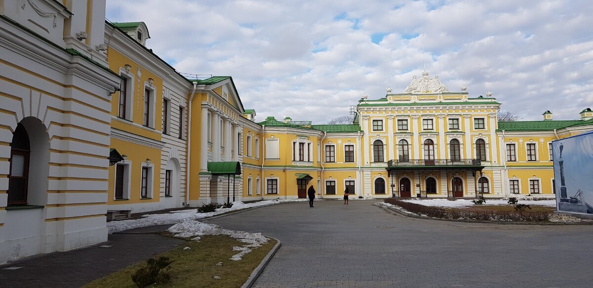 Императорский путевой дворец в твери фото