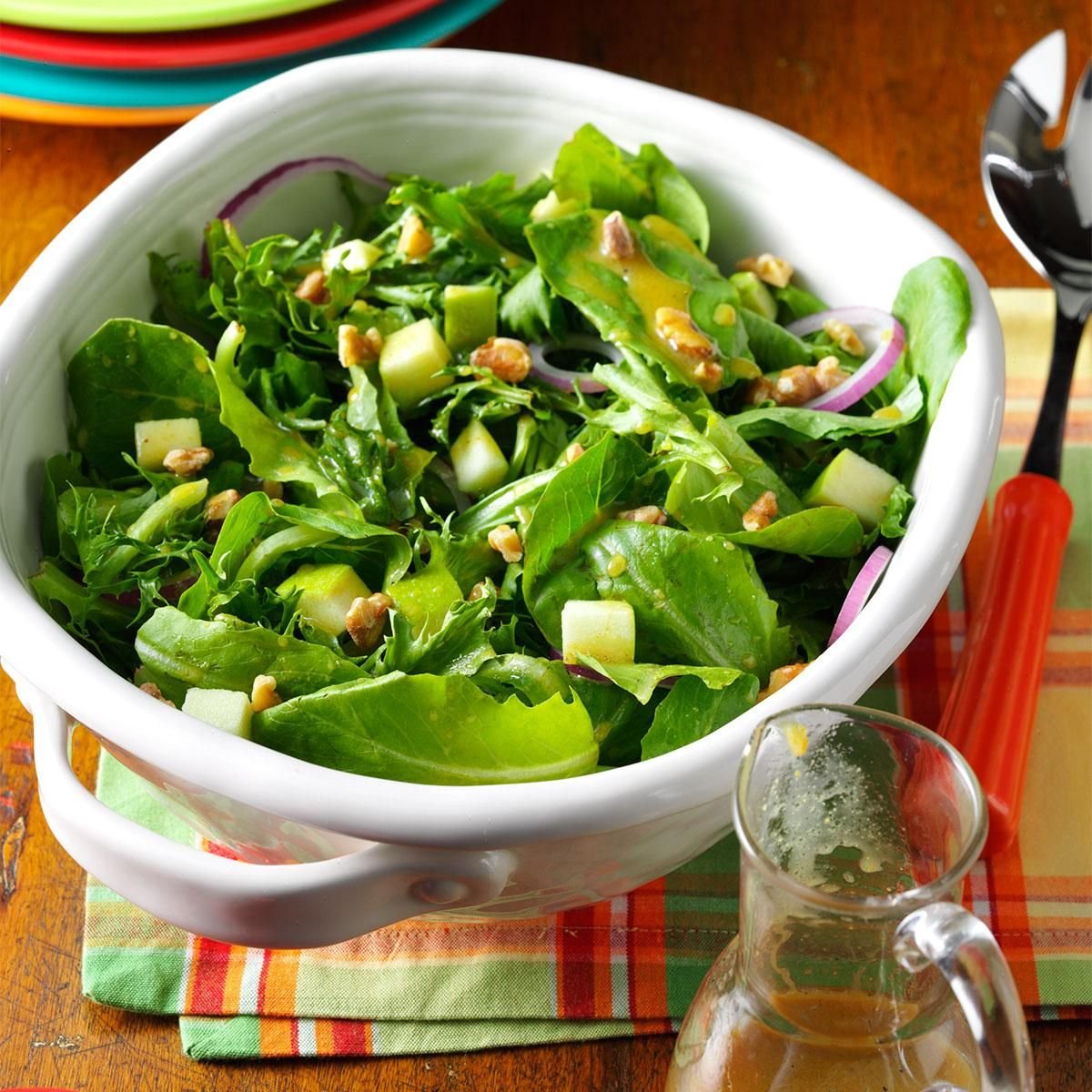 Зеленые овощи рецепты. Шпинат Романо. Салат. Зеленый салат. Зелень для салатов.