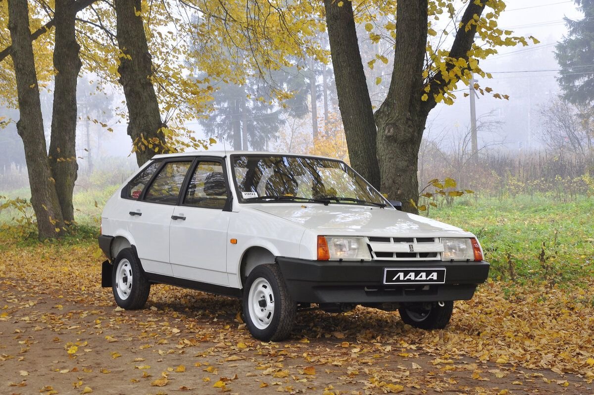 Ваз 2109 плохо. Lada 2109. Lada Спутник 2109. ВАЗ 2109 1.3. ВАЗ 2109 новая.