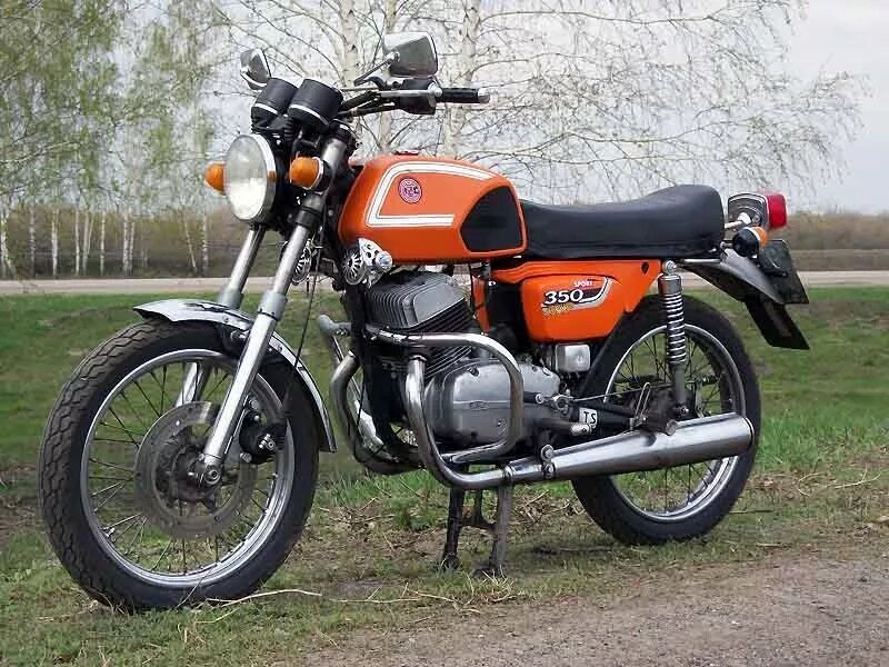 Иж кубов. Ява cz 350. ИЖ Юпитер 500. ИЖ Планета спорт 500. Мотоцикл Ява Чезет 350.