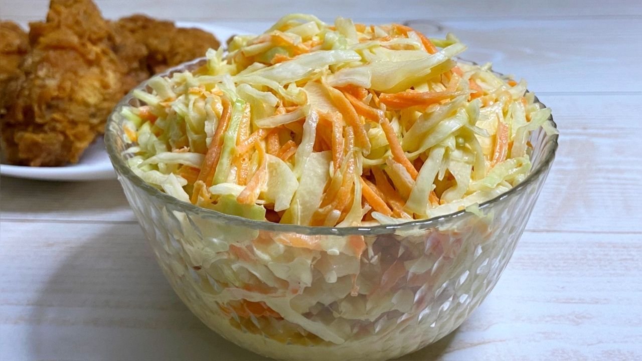 Салат «Коул-слоу». Американский рецепт салата из капусты | Всё сама .