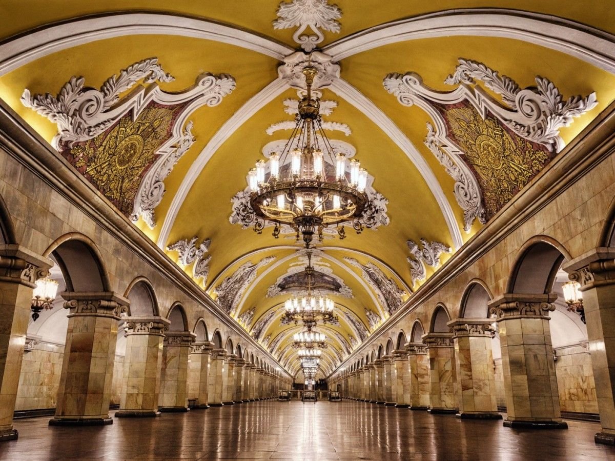 красивые станции метро в москве для
