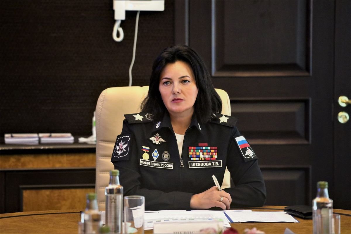 татьяна шевцова минобороны. шевцова татьяна викторовна. татьяна шевцова. заместитель министра обороны татьяна шевцова. зам мин обороны татьяна шевцова.
