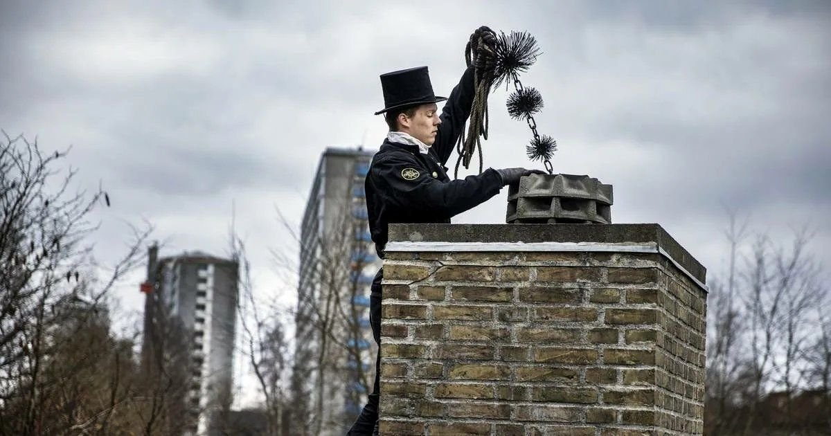 Черный трубочист. Костюм трубочиста. Про трубочиста. Трубочист профессия. Про трубочиста.