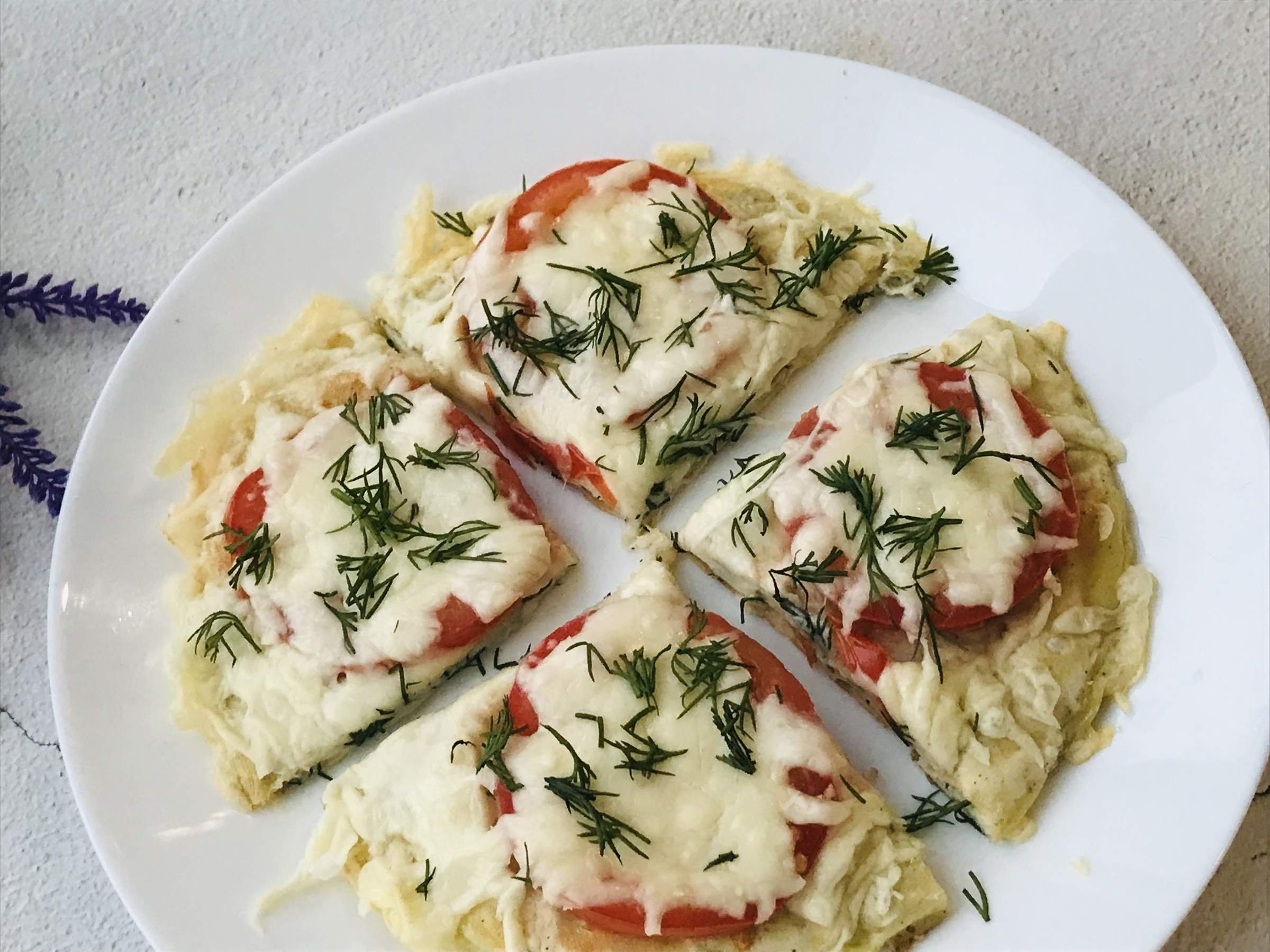 пицца из лаваша на сковороде с яйцом и сыром колбасой помидорами пошаговый рецепт фото 102