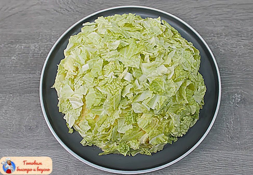 Салат лебяжий пух. Салат лебединый пух рецепт. Салат нежность с пекинской капустой и курицей. Салат лебединый пух с пекинской капустой гост. Салат лебяжий пух.