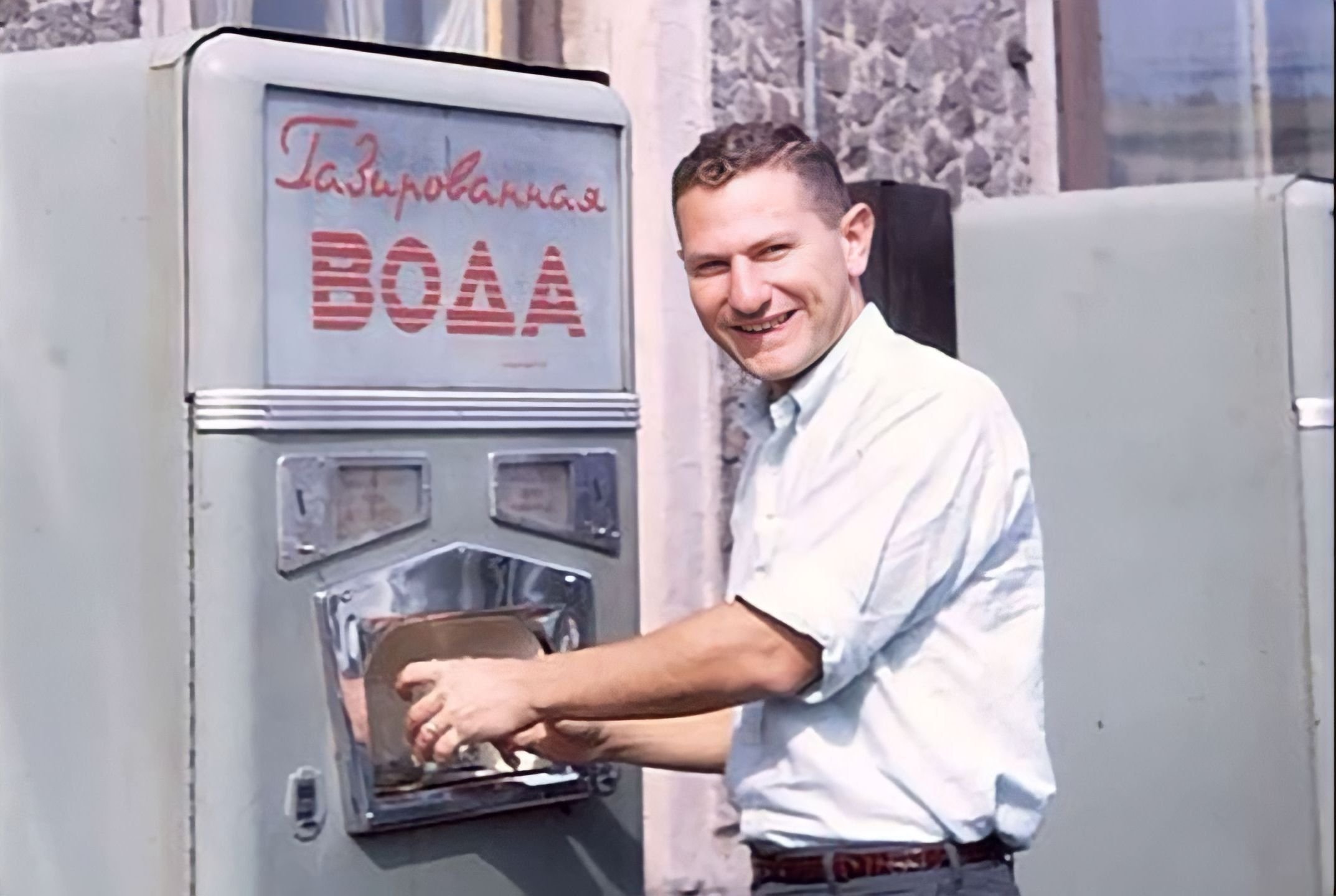 автомат газированной воды ас 150 сб. газированная вода автомат ссср. газированные автоматы ссср автомат газировки. автоматы с газировкой ссср 1980. автомат газводы ат-101см.