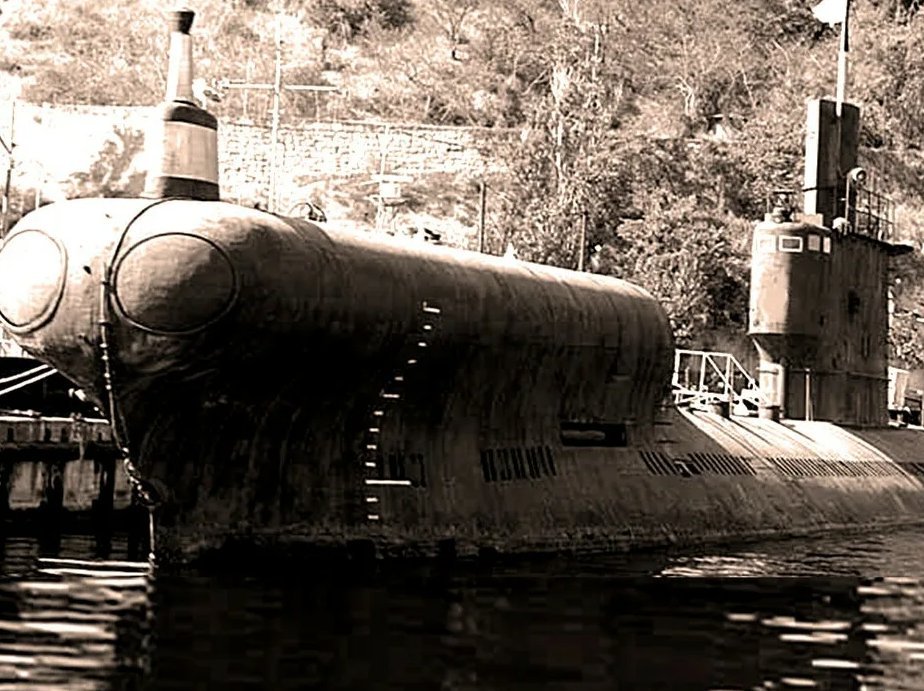 Пр. Подводная лодка «минога» (1909г. Первая электрическая подводная лодка. Подводная лодка минога 1909. Первая электрическая подводная лодка.