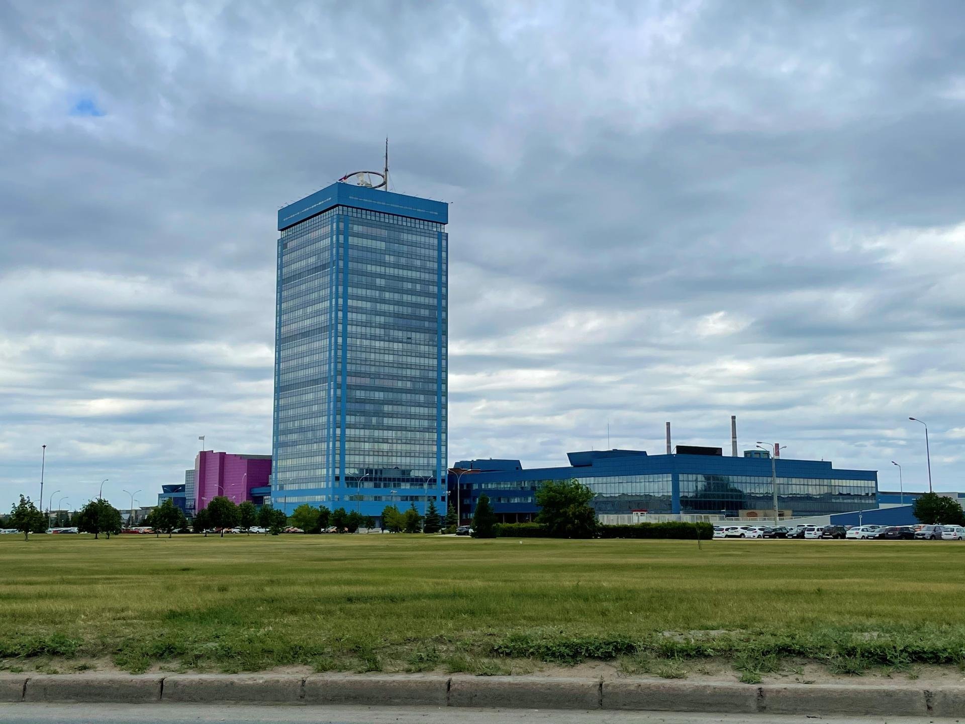 Фото автоваза тольятти. Здание Генеральной дирекции АВТОВАЗА.