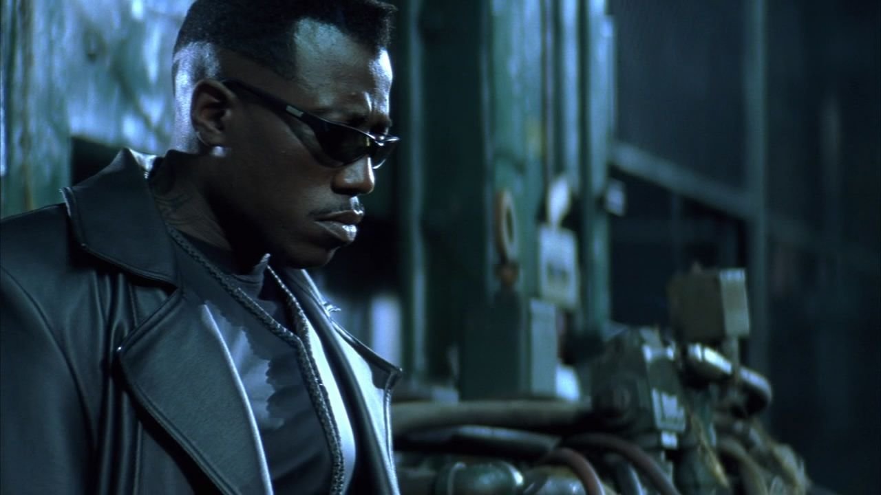 Blade. Блейд 1999. Прическа Уэсли Снайпс Блэйд. Уэсли Снайпс Блэйд 3. Стрижка Уэсли Снайпс.