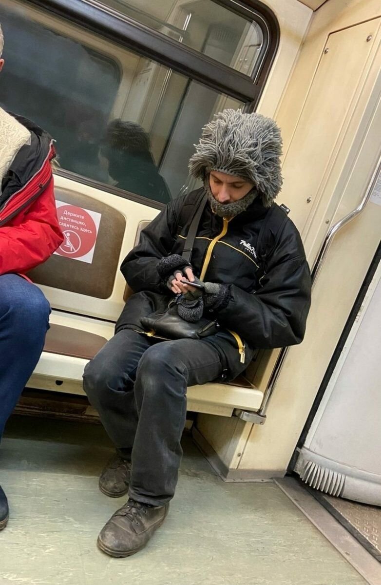 Чудаки в метро