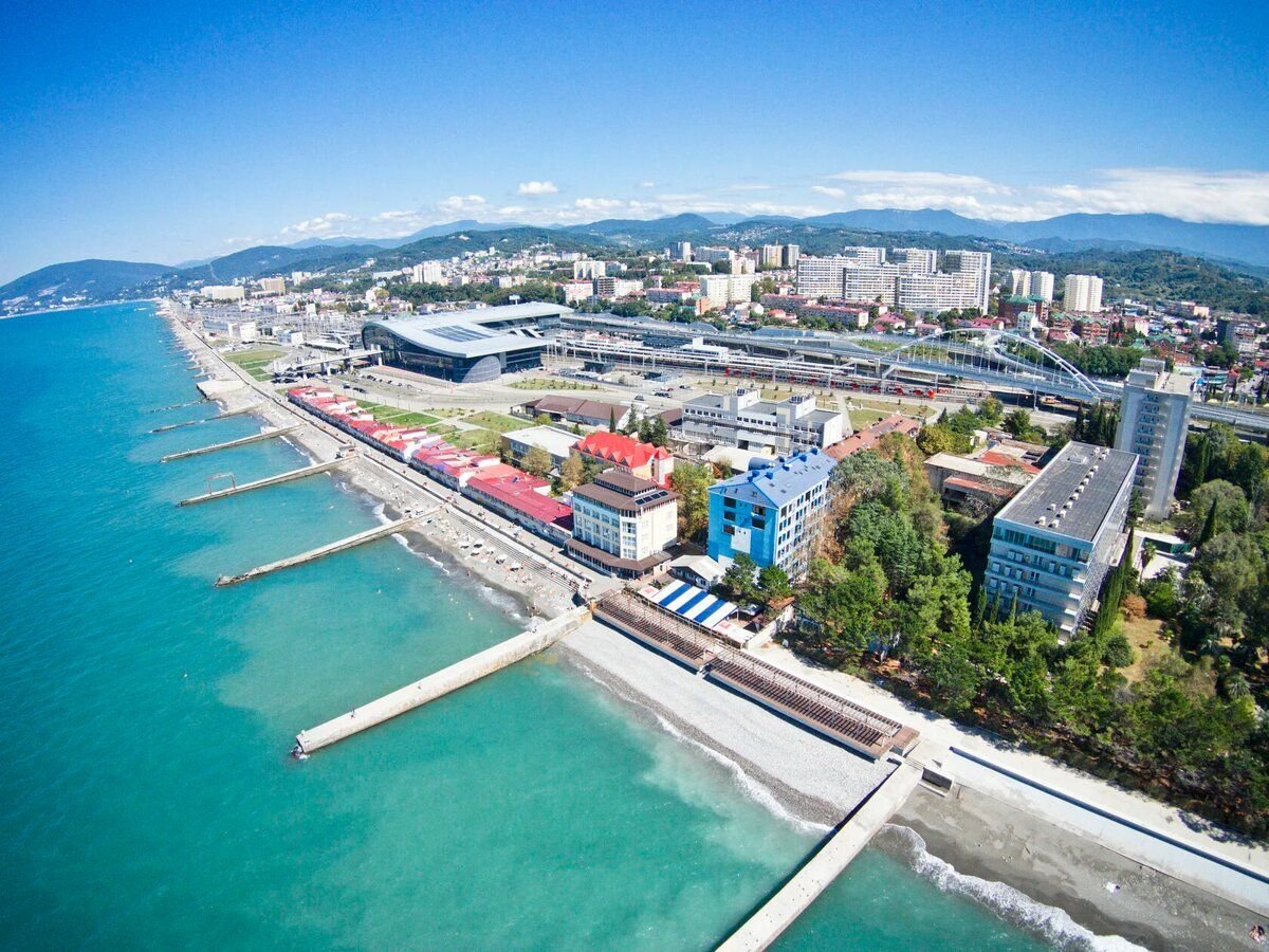 сочи колорит. пляж центральный сочи адлер. черное море лоо.