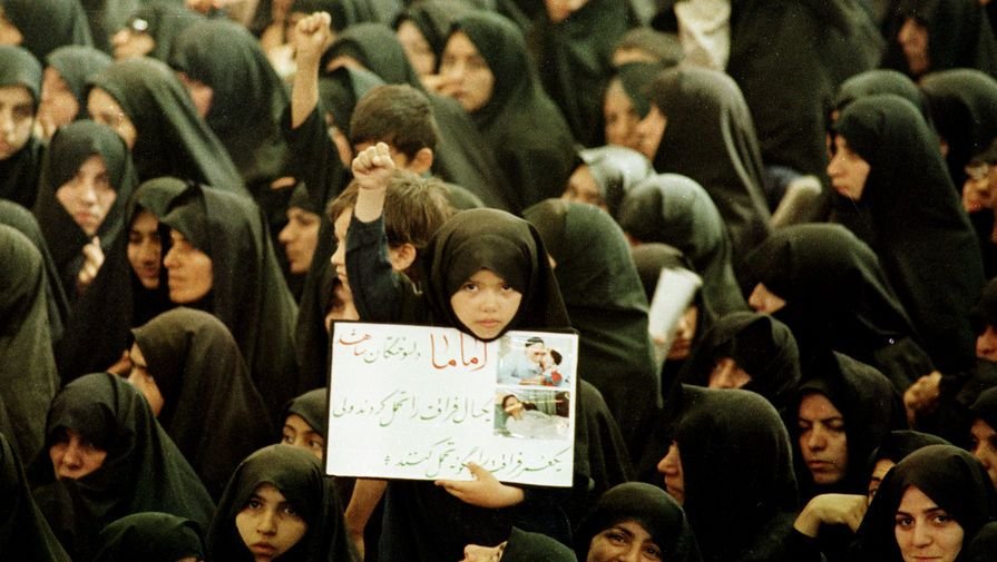Ответит ли иран. Тегеран 1990. Иранские женщины 1990. Иран до Хомейни.