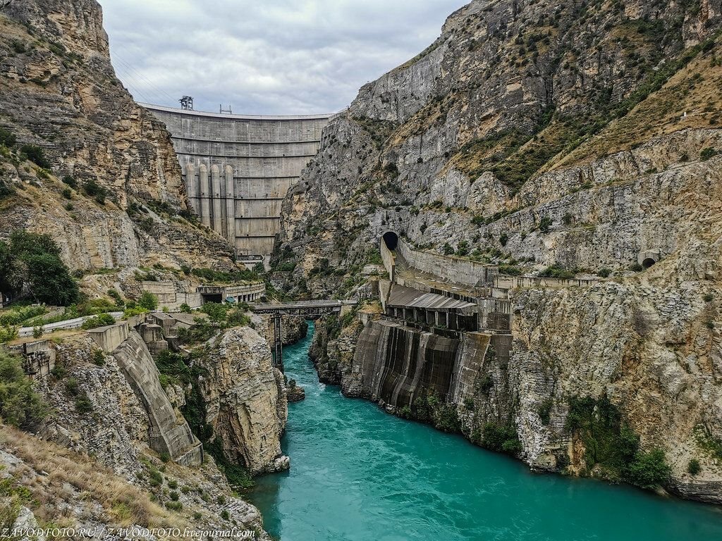 Дамба в дагестане фото