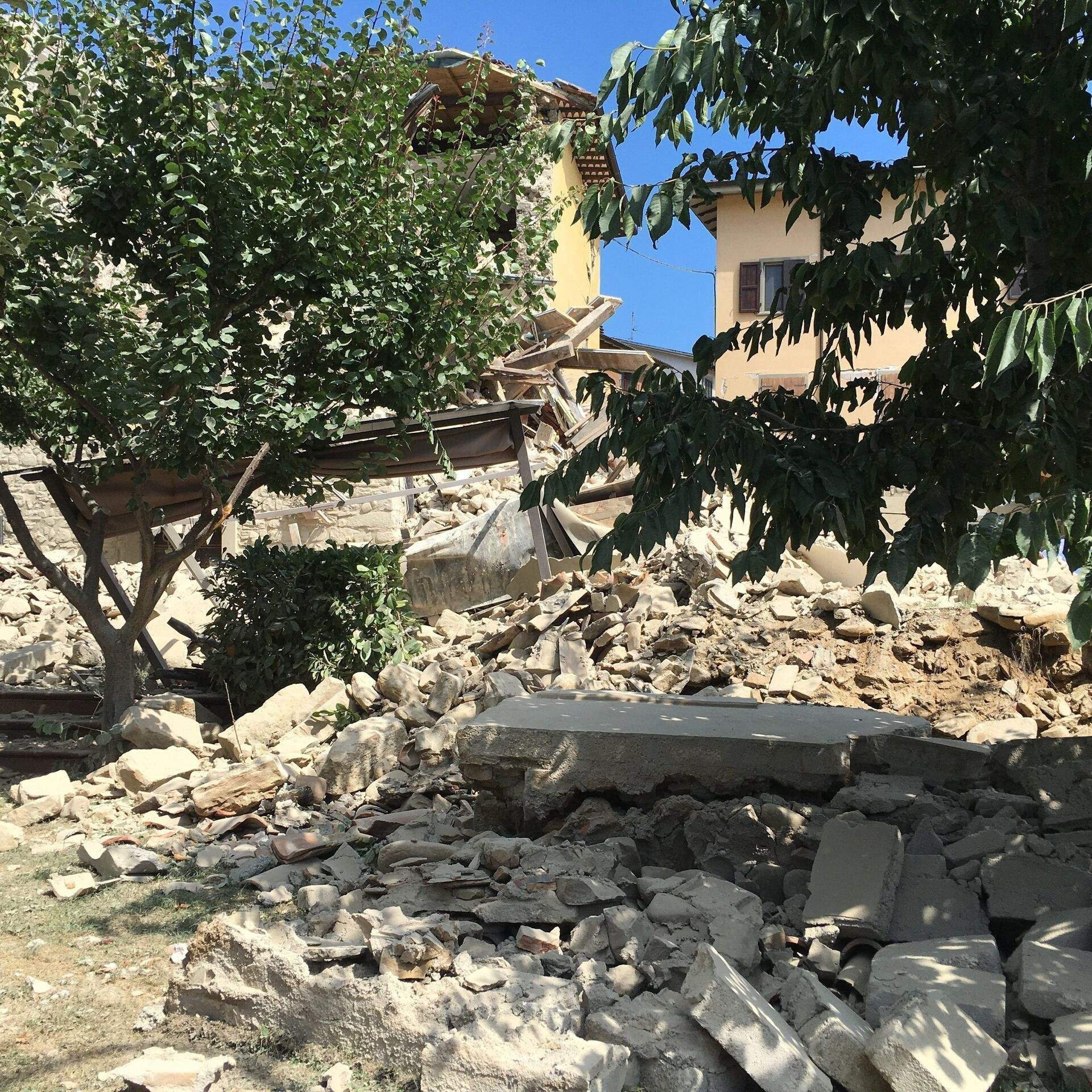 Турция после землетрясения. Гаити землетрясение 2021. Землетрясение. Жертвы землетрясения в турции. Античный гений умевший предсказывать землетрясения.