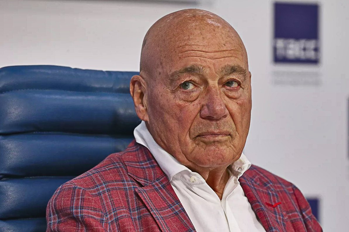 Владимир жеральд дмитрий дюбуа-нибуайе. Где сейчас познер и чем занимается 2023. Владимир познер журналист. Познер амбассадор jaguar. Познер молодой.