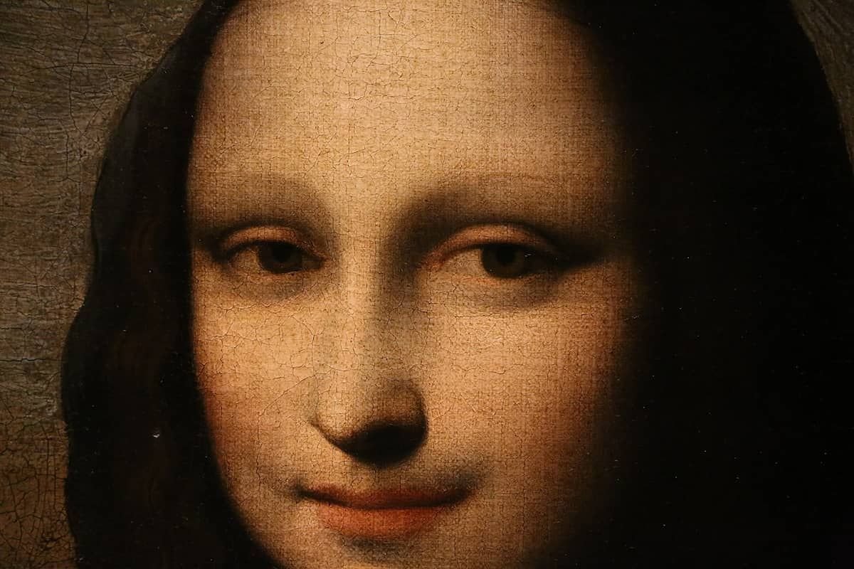 Имя джоконды. Мона Лиза (Джоконда) глаза. Мона Лиза фон картины. Мона Лиза Джоконда юмор. Джоконда и Мона Лиза это одно и тоже.