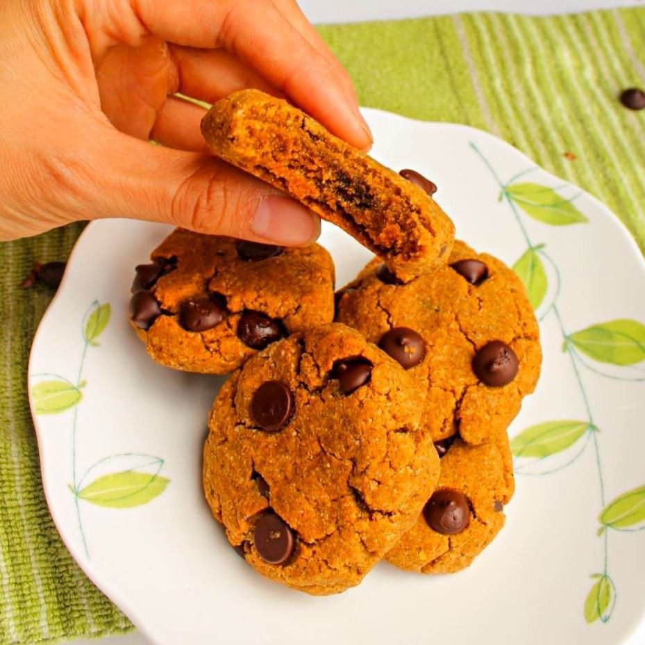 печенье без духовки. печенье домашнее на сковороде. печенье без головы. продолговатые печенья в духовкк. простые вкусные печеньки в духовке.