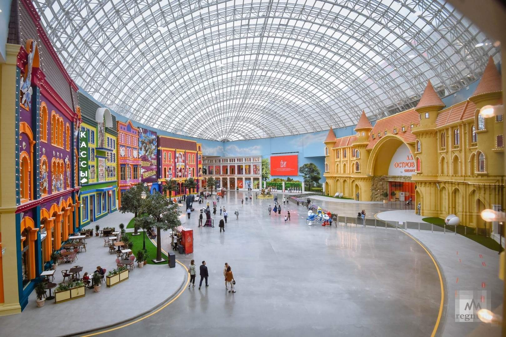 Развлекательно торговый центр в москве