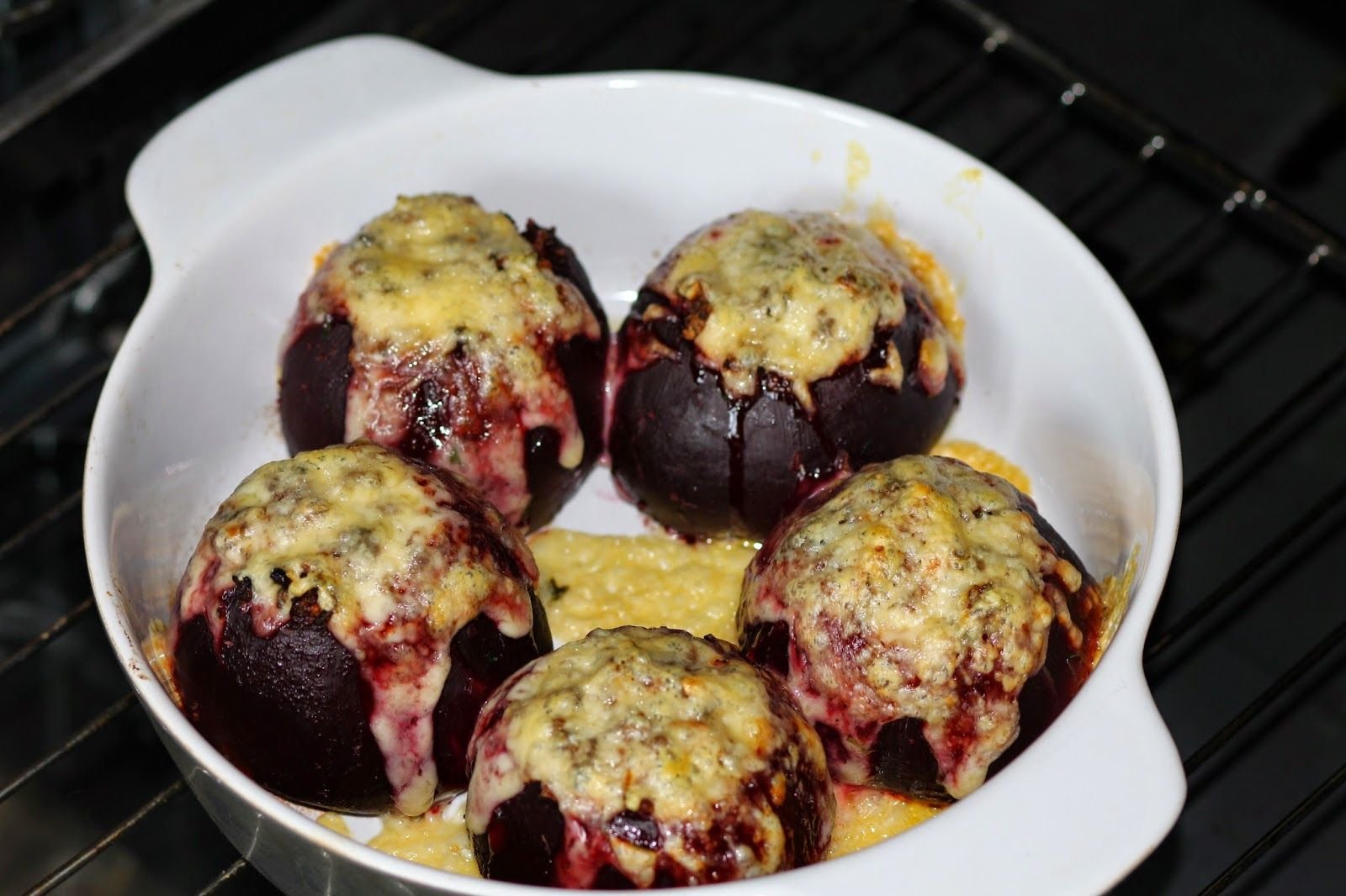 глазированная свекла. печеная свекла. буряк картошка. свекла с апельсином. салат с вареными овощами.