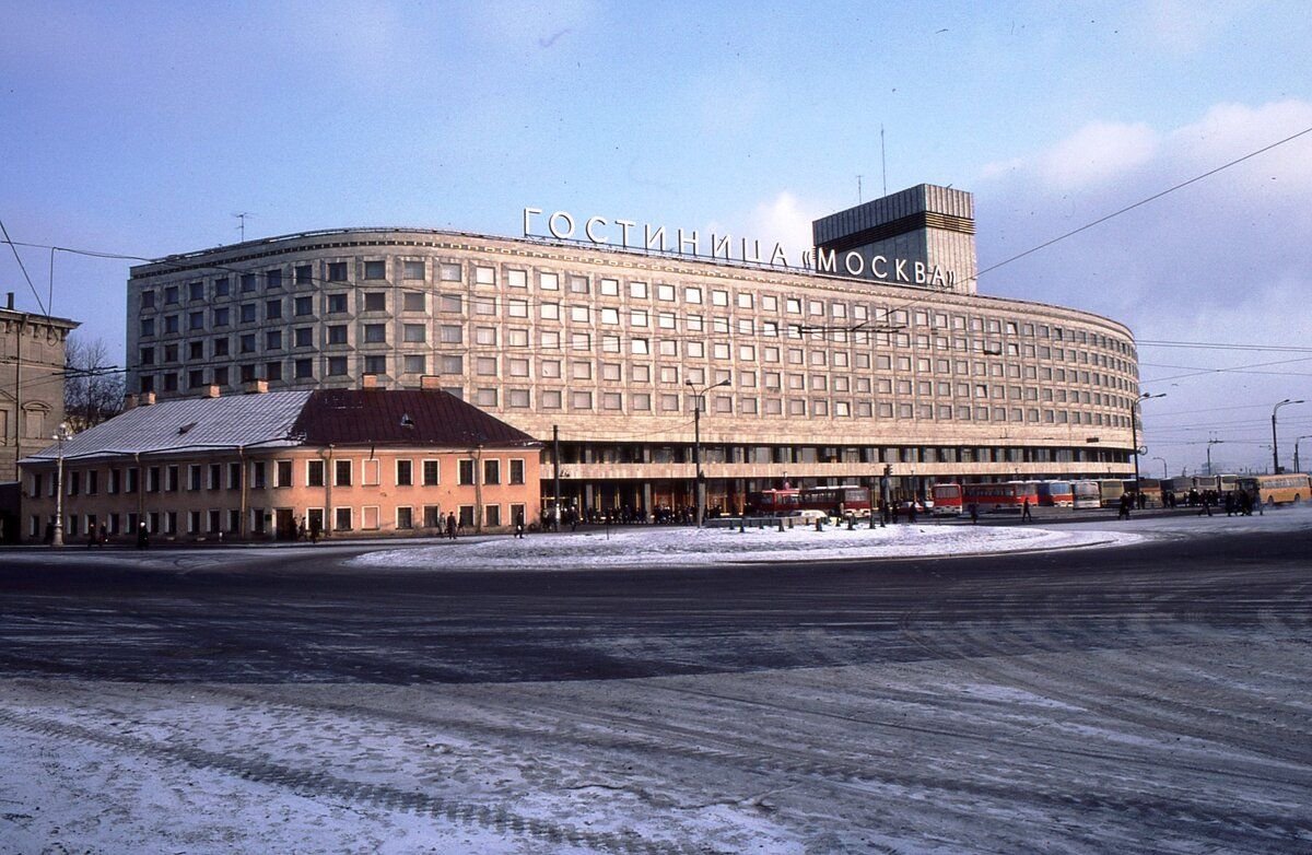 Москва в санкт петербурге официальный сайт