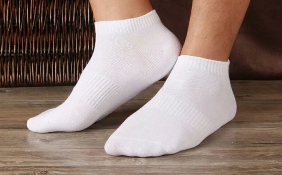 Белые носки красивое