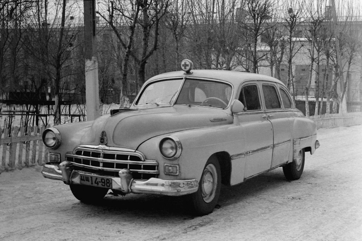 Автомобиль ГАЗ 12