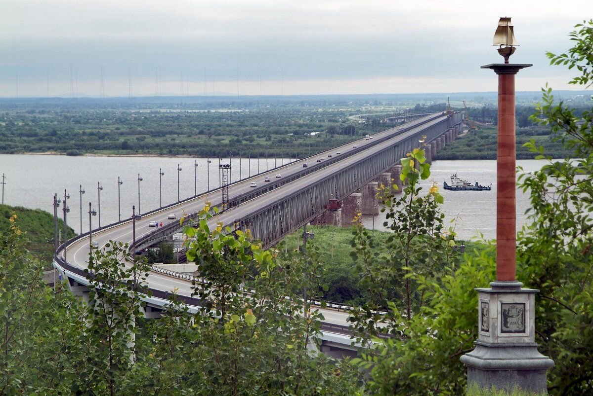 Хабаровский мост на Транссибирской магистрали