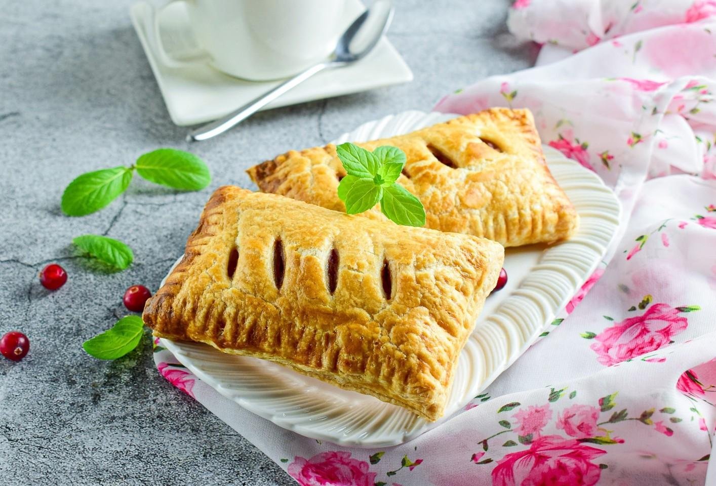 Слойки с вареньем