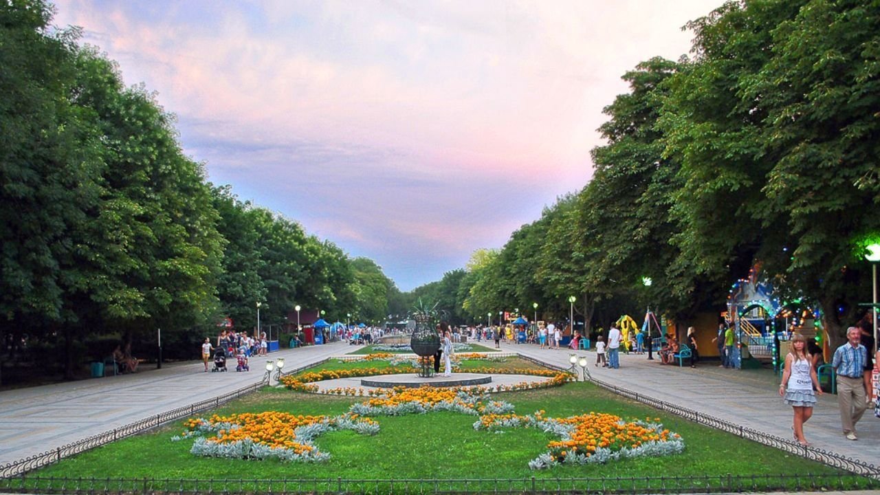 Парк победы в ейске