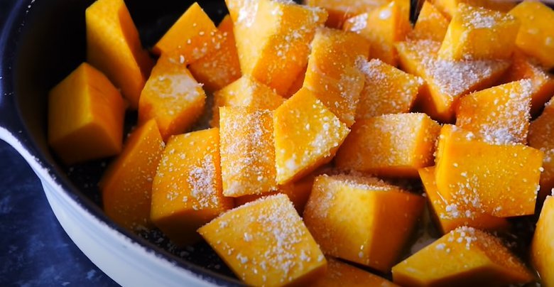 фаршированная тыква. пшенная каша с тыквой. тыква со сливочным маслом. тыква со сливочным маслом. тыква баттернат запеченная в духовке.