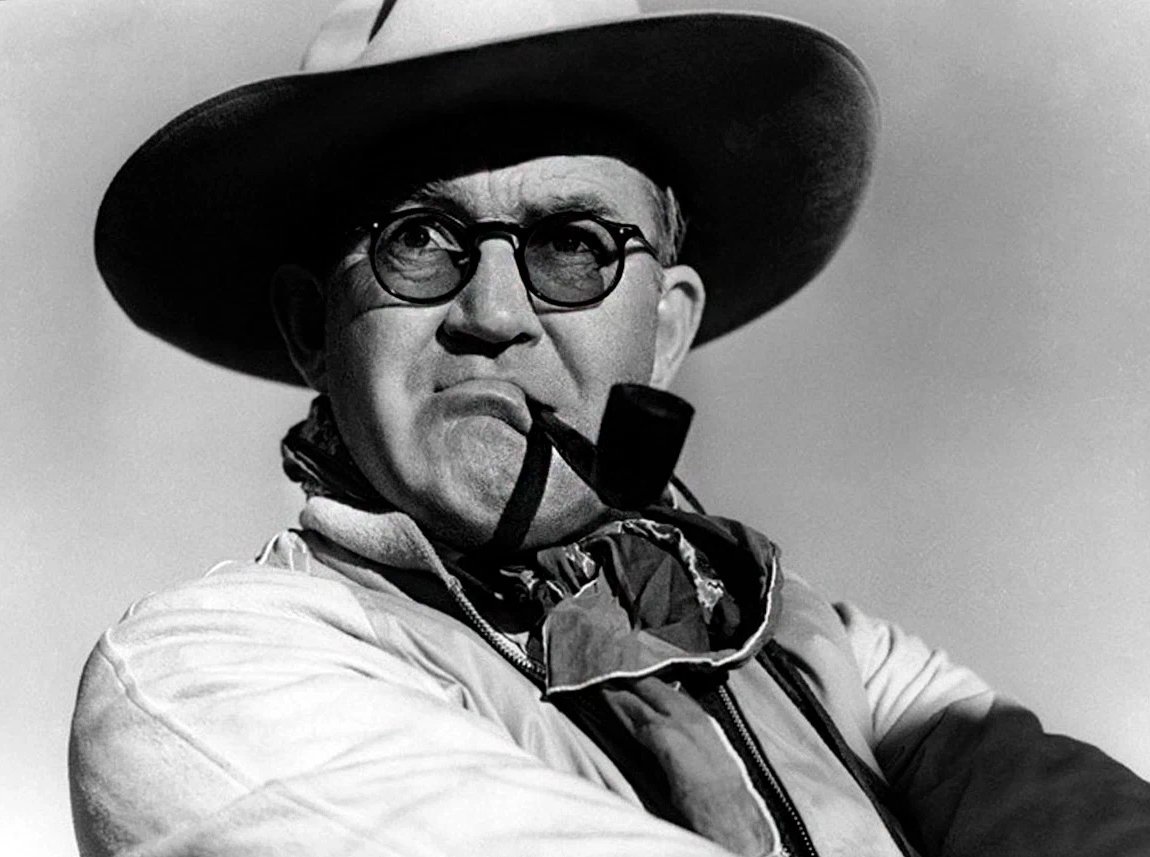 Американский кинорежиссер сканворд. John Ford. Джон Форд американский кинорежиссёр. Джон Форд с Оскаром. Джон Хугенэккер.