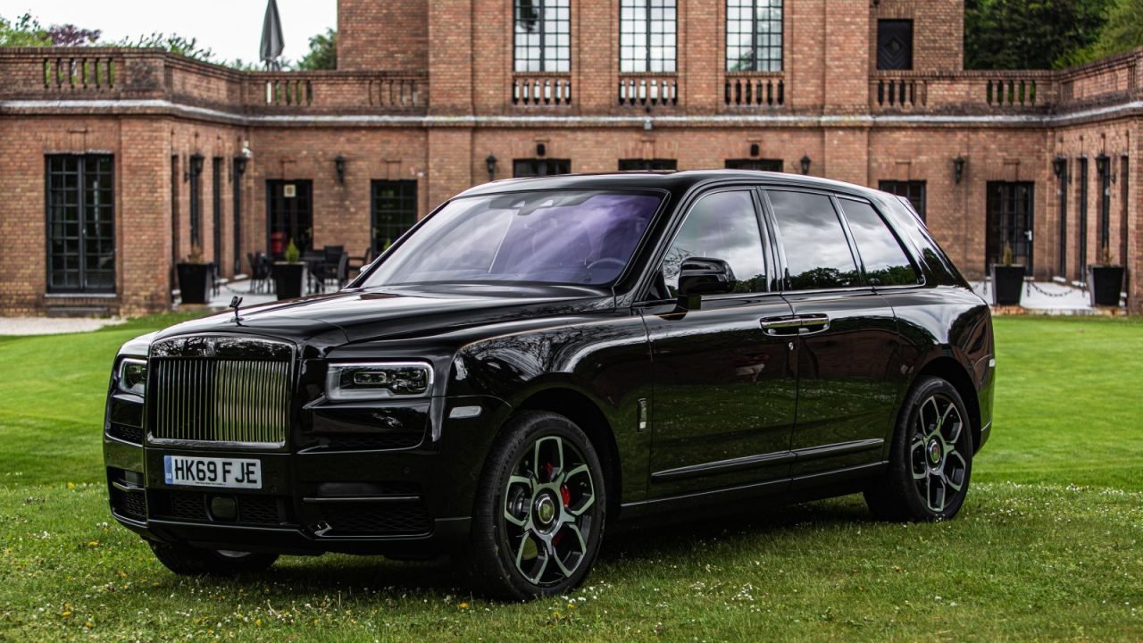 Rolls Royce Cullinan Mansory Black