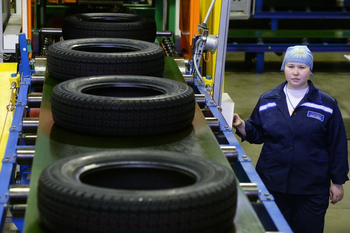 Нижнекамскшина. Шинный завод Нижнекамск. Кама Tyres ПАО Нижнекамскшина. Директор шинного завода Нижнекамск. Миронов Нижнекамскшина.