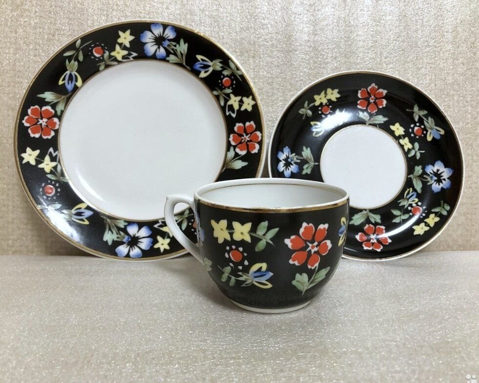 музей фарфора старица. дмитровский фарфоровый завод вербилки. вербилки дфз фарфор. фарфоровая статуэтка "лошадка". дмитровский фарфоровый.