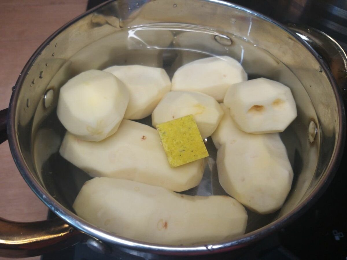 Картошка в воде на ночь