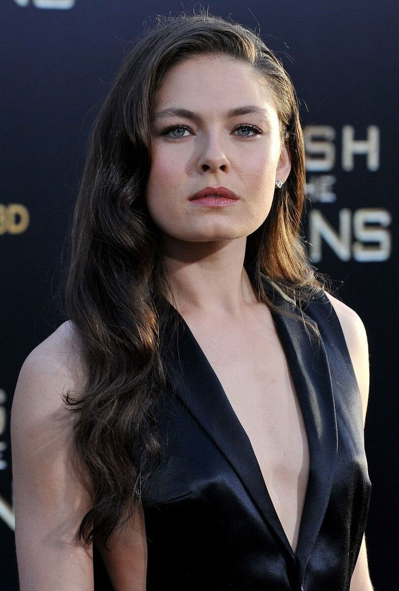 Алексой давалос. Алекса давалос. Алекса давалос (Alexa Davalos). Алекса давалос Андромеда. Алекса давалос 2021.