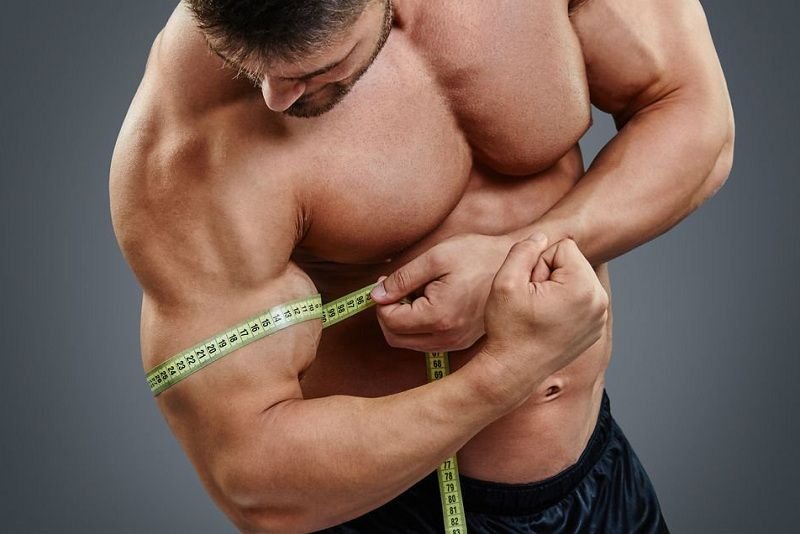 Спорт для роста. Обхват бицепса. Бицепс 40 см. Бицепс 38 см. Большие мышцы.